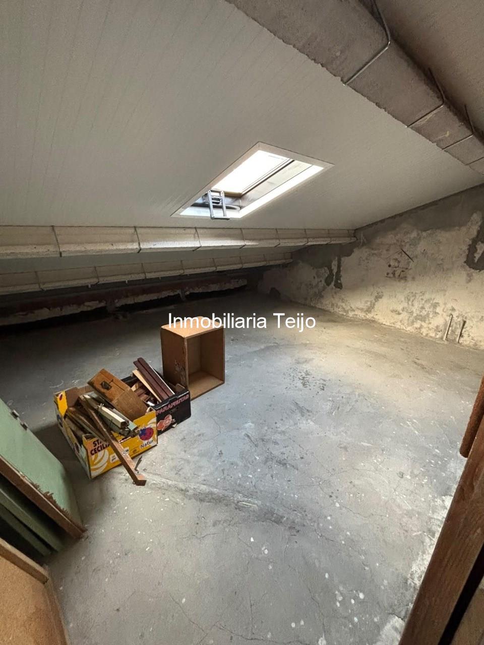 Foto 20 SE VENDE PISO AMPLIO Y REFORMADO EN SANTA CECILIA