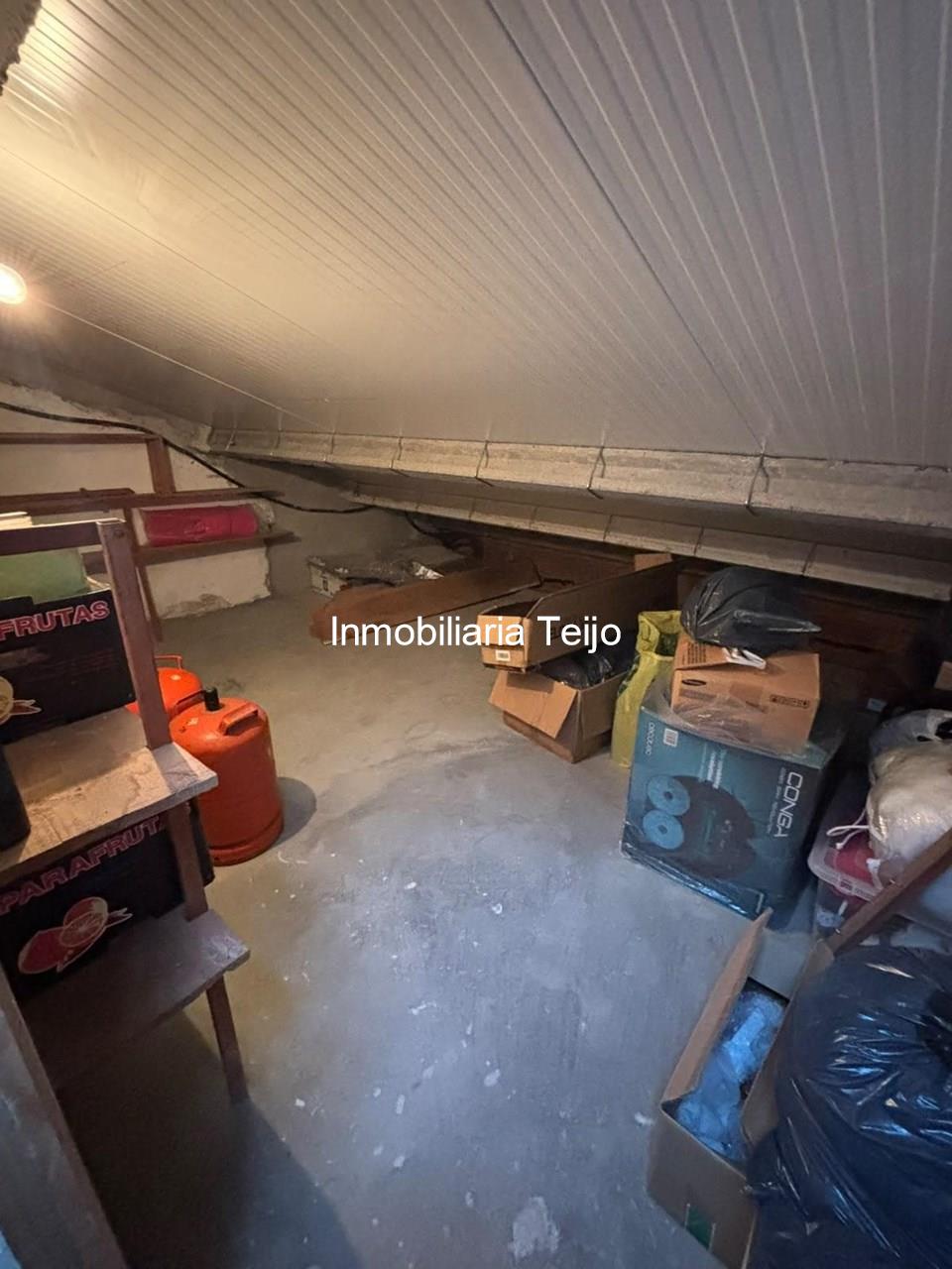 Foto 21 SE VENDE PISO AMPLIO Y REFORMADO EN SANTA CECILIA