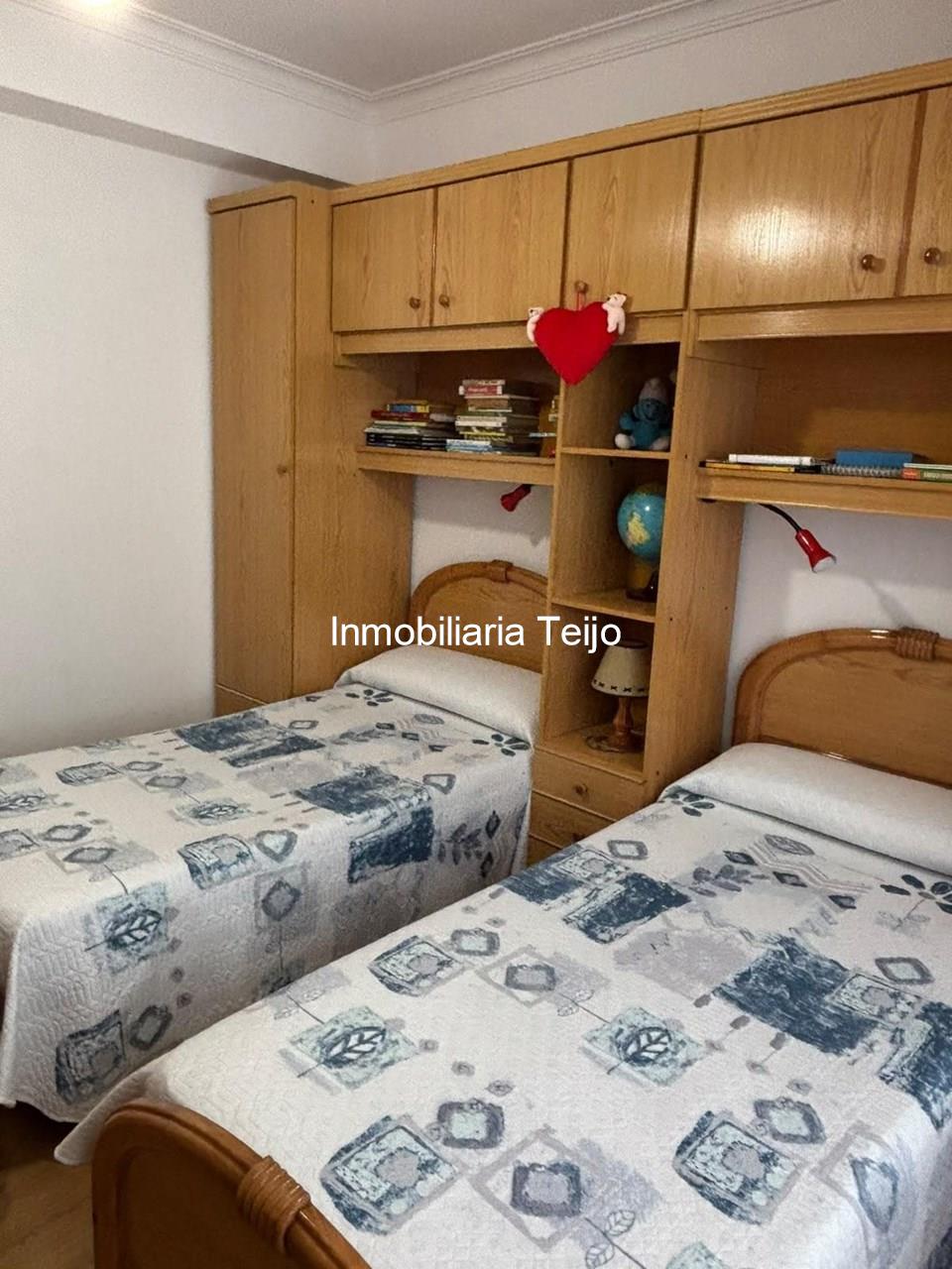 Foto 4 SE VENDE PISO AMPLIO Y REFORMADO EN SANTA CECILIA