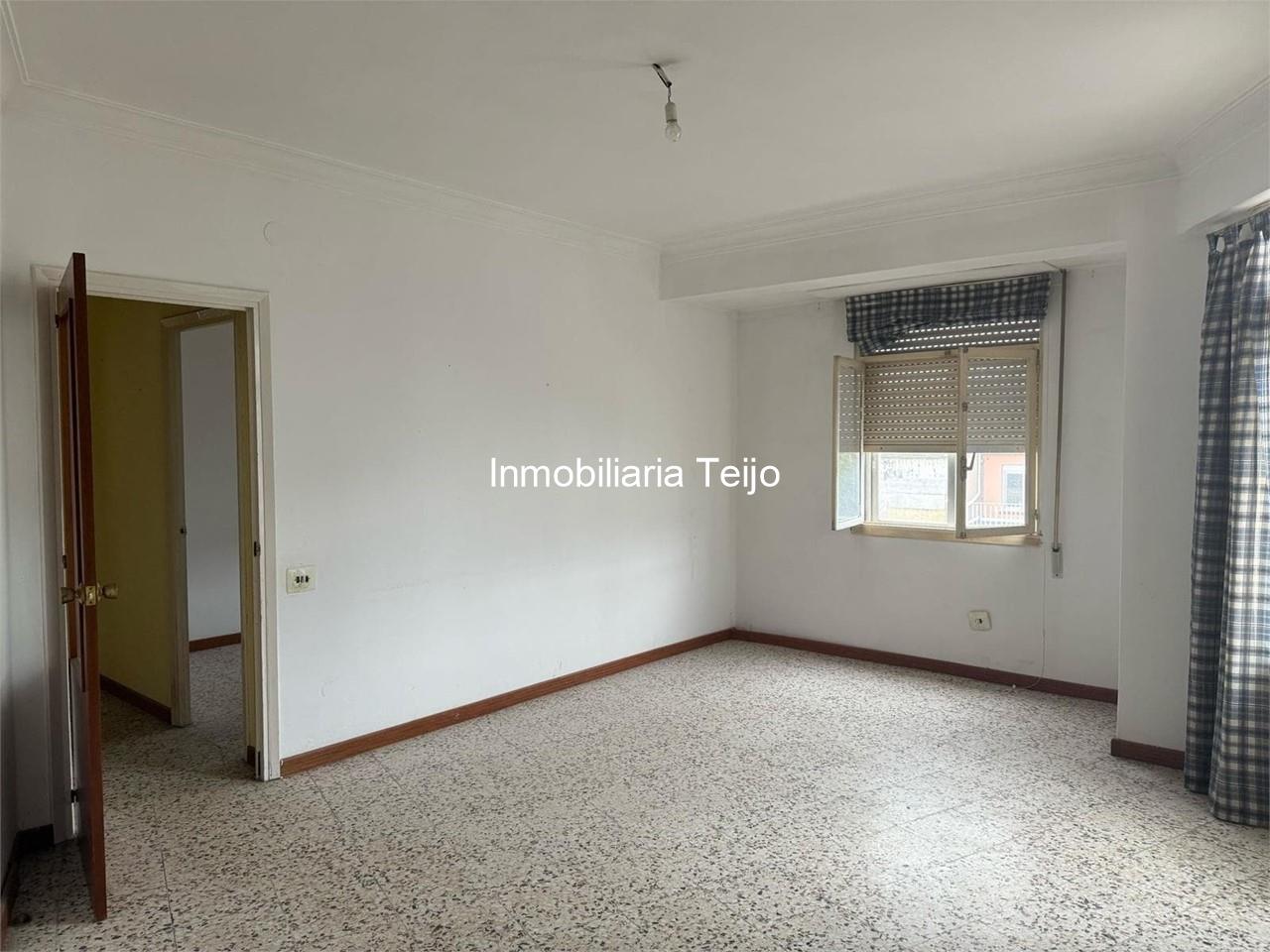 Foto 1 SE VENDE PISO CON ASCENSOR EN EL ALTO DEL CASTAÑO