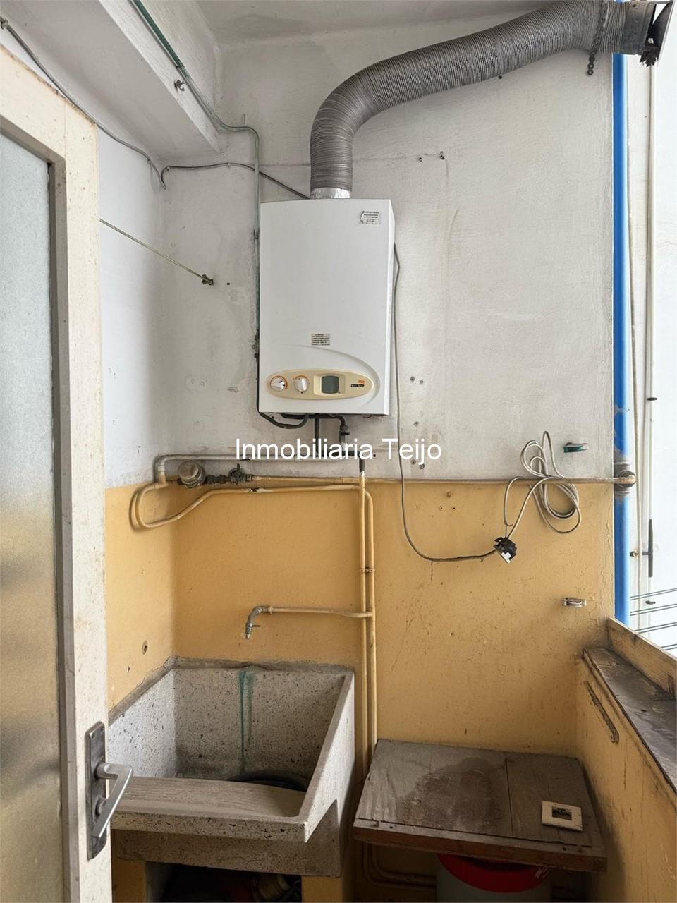 Foto 8 SE VENDE PISO CON ASCENSOR EN EL ALTO DEL CASTAÑO