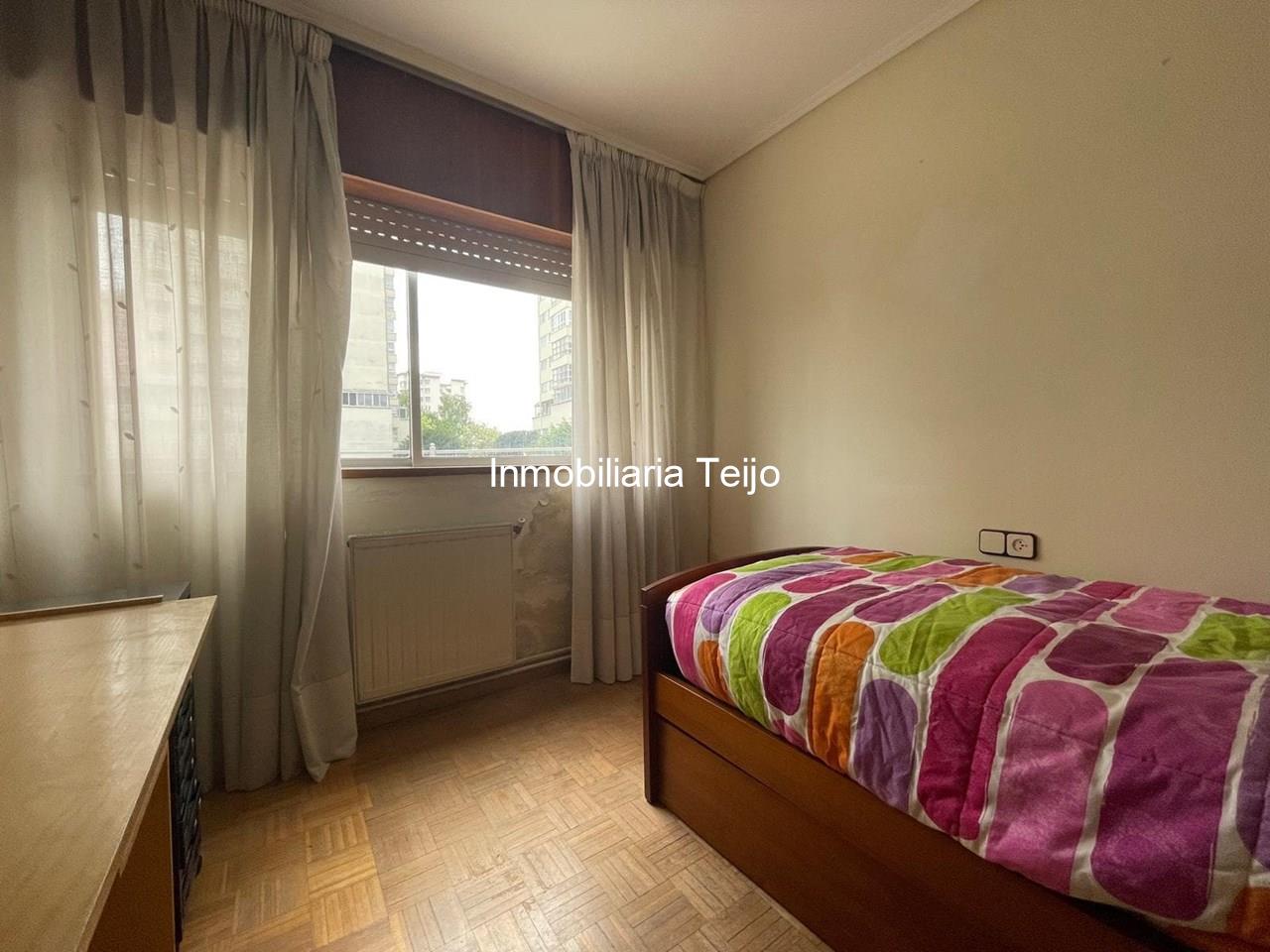 Foto 12 SE VENDE PISO CON ASCENSOR, PLAZA DE GARAJE Y TRASTERO EN CARANZA