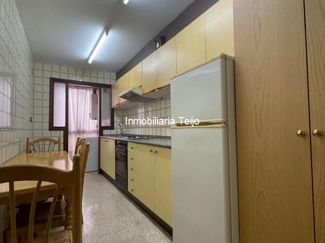 SE VENDE PISO CON ASCENSOR, PLAZA DE GARAJE Y TRASTERO EN CARANZA - Ferrol