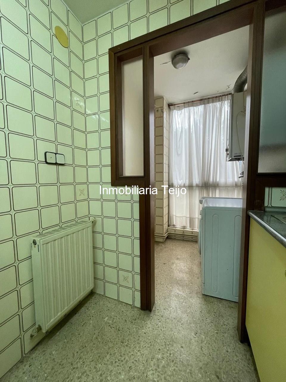 Foto 2 SE VENDE PISO CON ASCENSOR, PLAZA DE GARAJE Y TRASTERO EN CARANZA