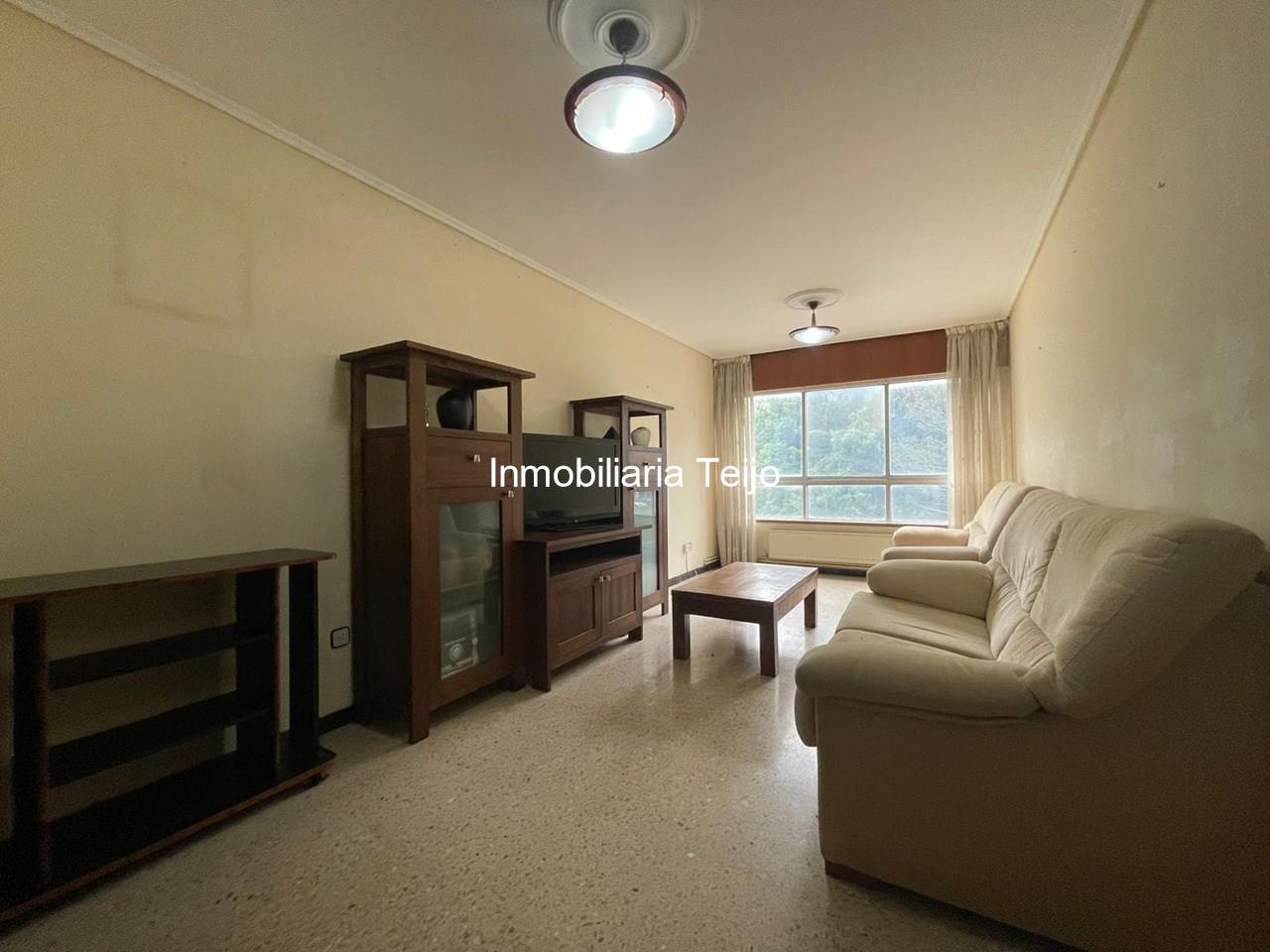 Foto 5 SE VENDE PISO CON ASCENSOR, PLAZA DE GARAJE Y TRASTERO EN CARANZA