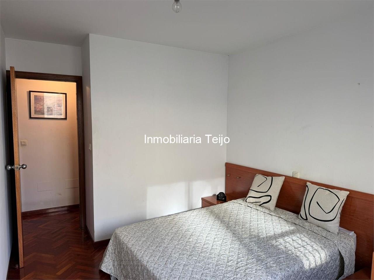 Foto 10 SE VENDE PISO CON ASCENSOR, PLAZA DE GARAJE Y TRASTERO EN ESTEIRO