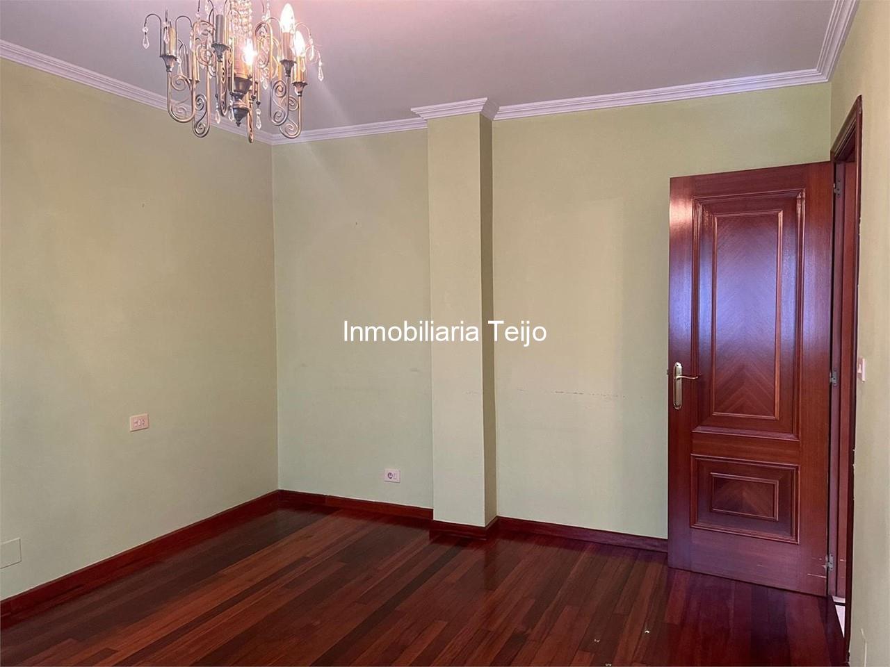 Foto 13 SE VENDE PISO CON TERRAZA EN SANTA CECILIA