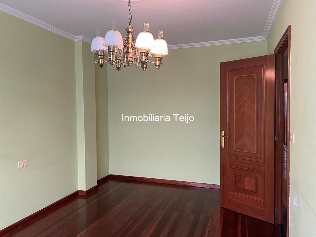 Foto 18 SE VENDE PISO CON TERRAZA EN SANTA CECILIA