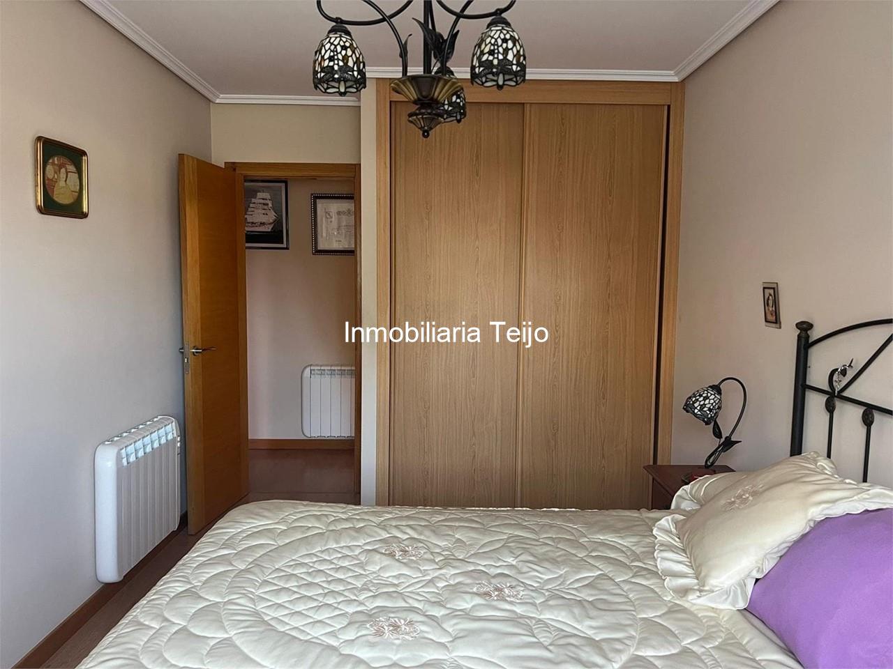 Foto 12 SE VENDE PISO CON TRASTERO Y PLAZA DE GARAJE EN A GÁNDARA 