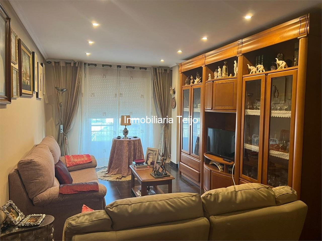 Foto 6 SE VENDE PISO CON TRASTERO Y PLAZA DE GARAJE EN A GÁNDARA 