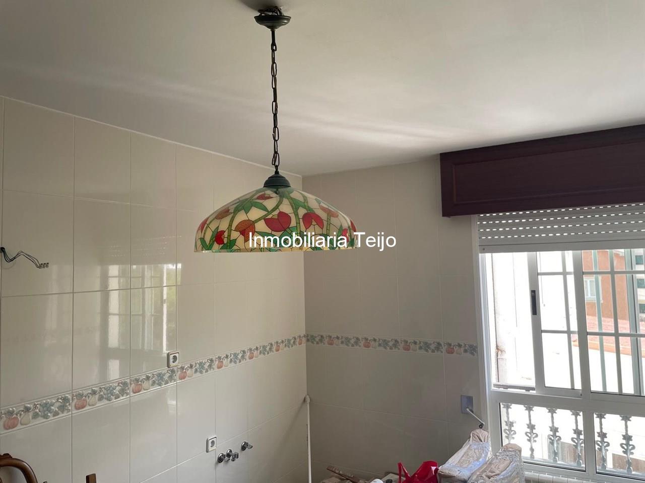 Foto 2 SE VENDE PISO DE 3 DORMITORIOS EN MUY BUEN ESTADO DE CONSERVACIÓN Y ASCENSOR EN CEDEIRA