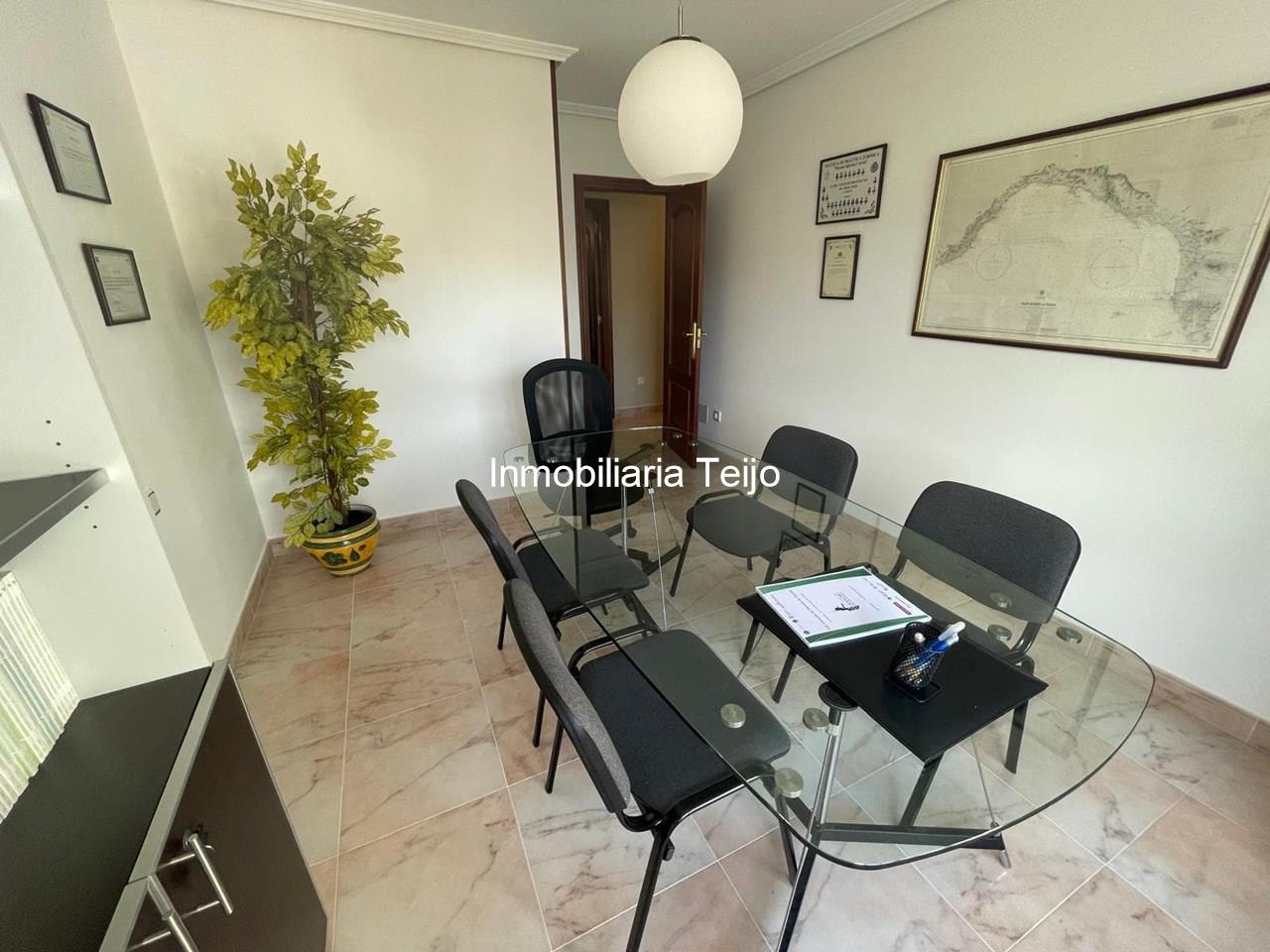 Foto 7 SE VENDE PISO DE 3 DORMITORIOS EN MUY BUEN ESTADO DE CONSERVACIÓN Y ASCENSOR EN CEDEIRA
