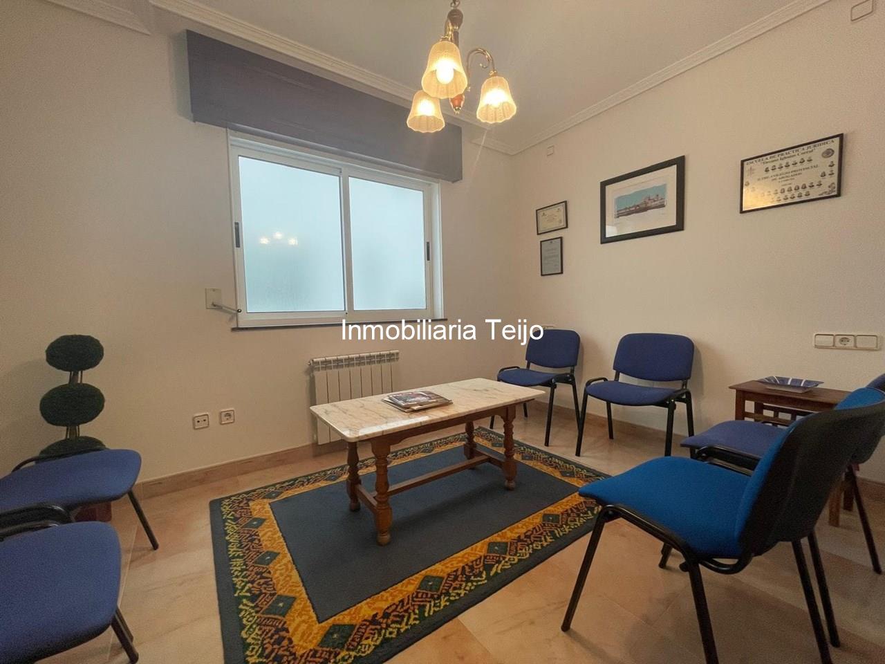 Foto 9 SE VENDE PISO DE 3 DORMITORIOS EN MUY BUEN ESTADO DE CONSERVACIÓN Y ASCENSOR EN CEDEIRA