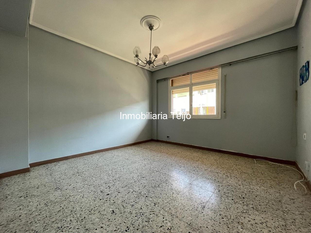 Foto 10 SE VENDE PISO DE 4 DORMITORIOS EN SAN VALENTIN