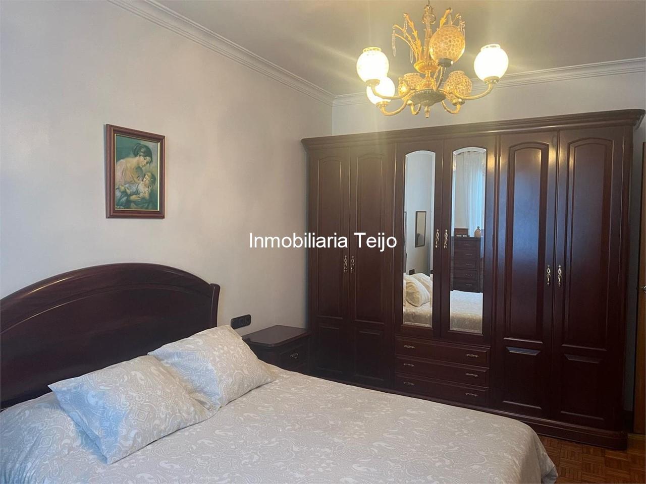 Foto 25 SE VENDE PISO DE 4 DORMITORIOS EN SANTA CECILIA