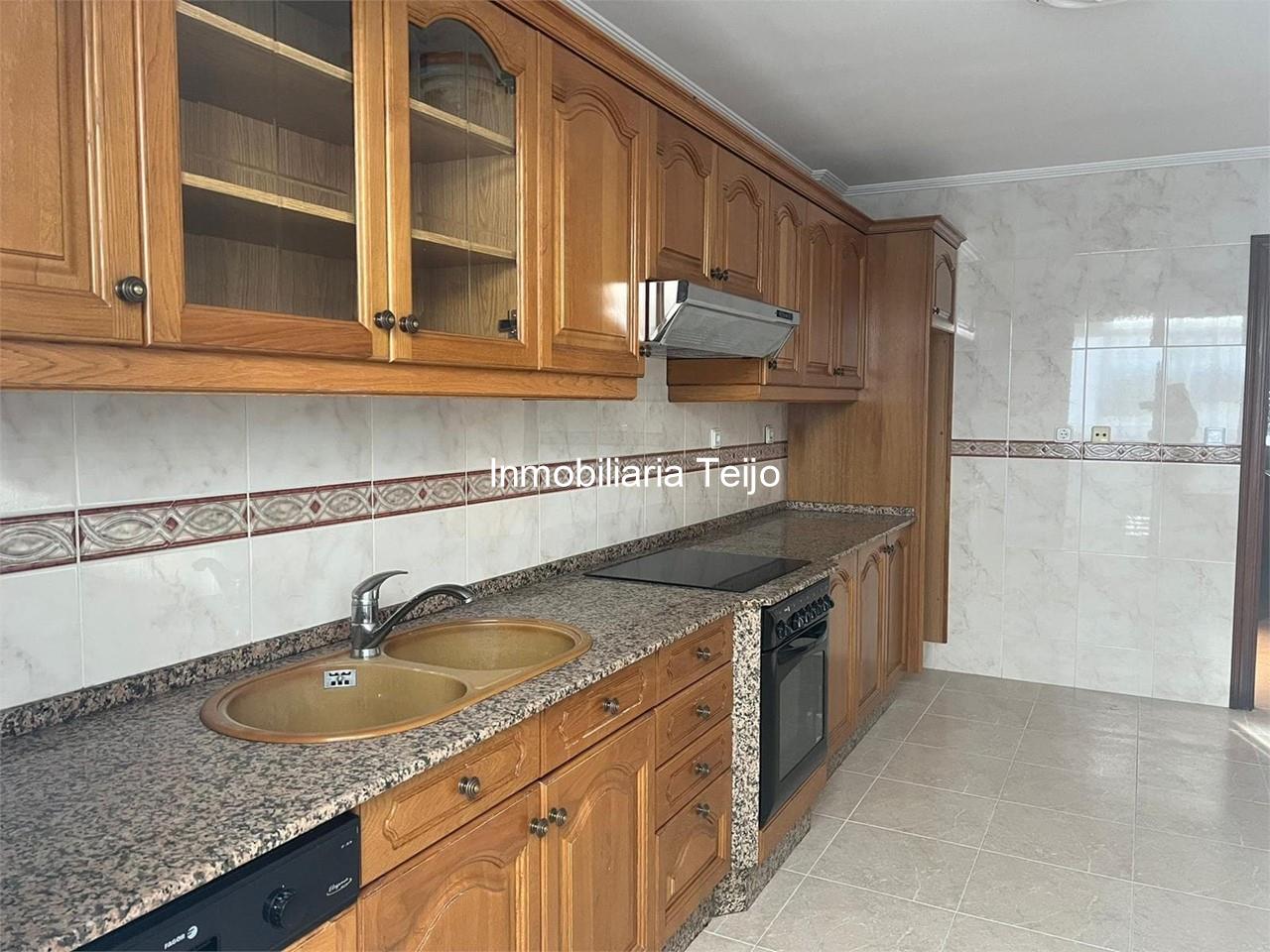 Foto 5 SE VENDE PISO EN A GANDARA