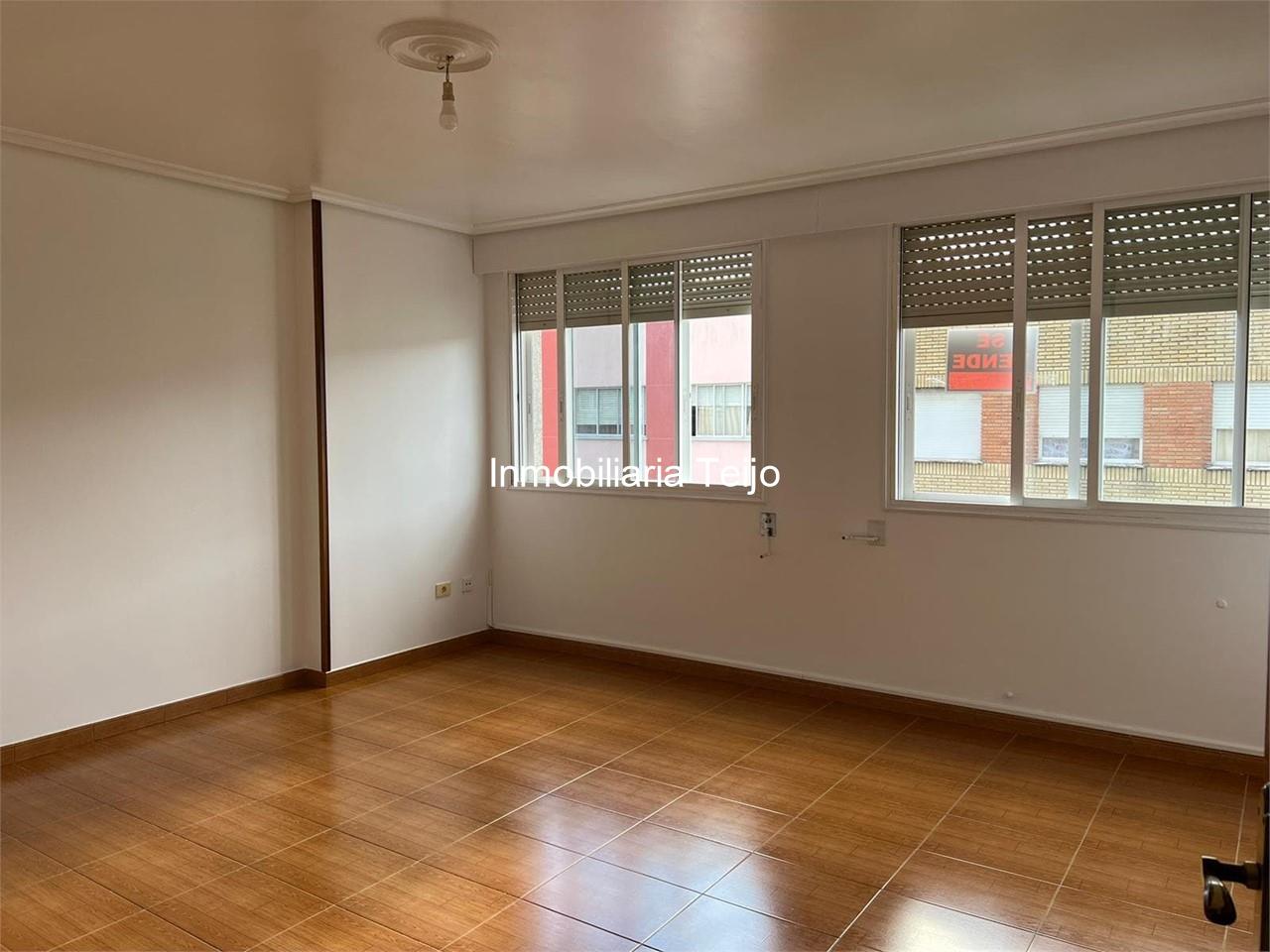 Foto 4 SE VENDE PISO EN A GANDARA