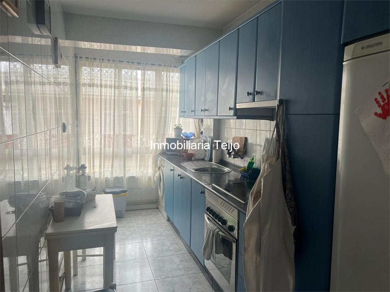 Foto 1 SE VENDE PISO EN CANIDO