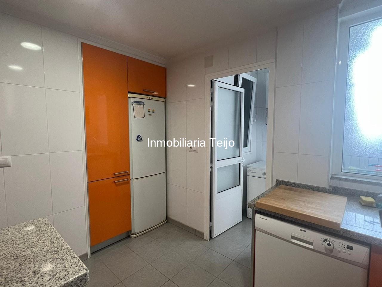 Foto 4 SE VENDE PISO EN CARANZA CON ASCENSOR