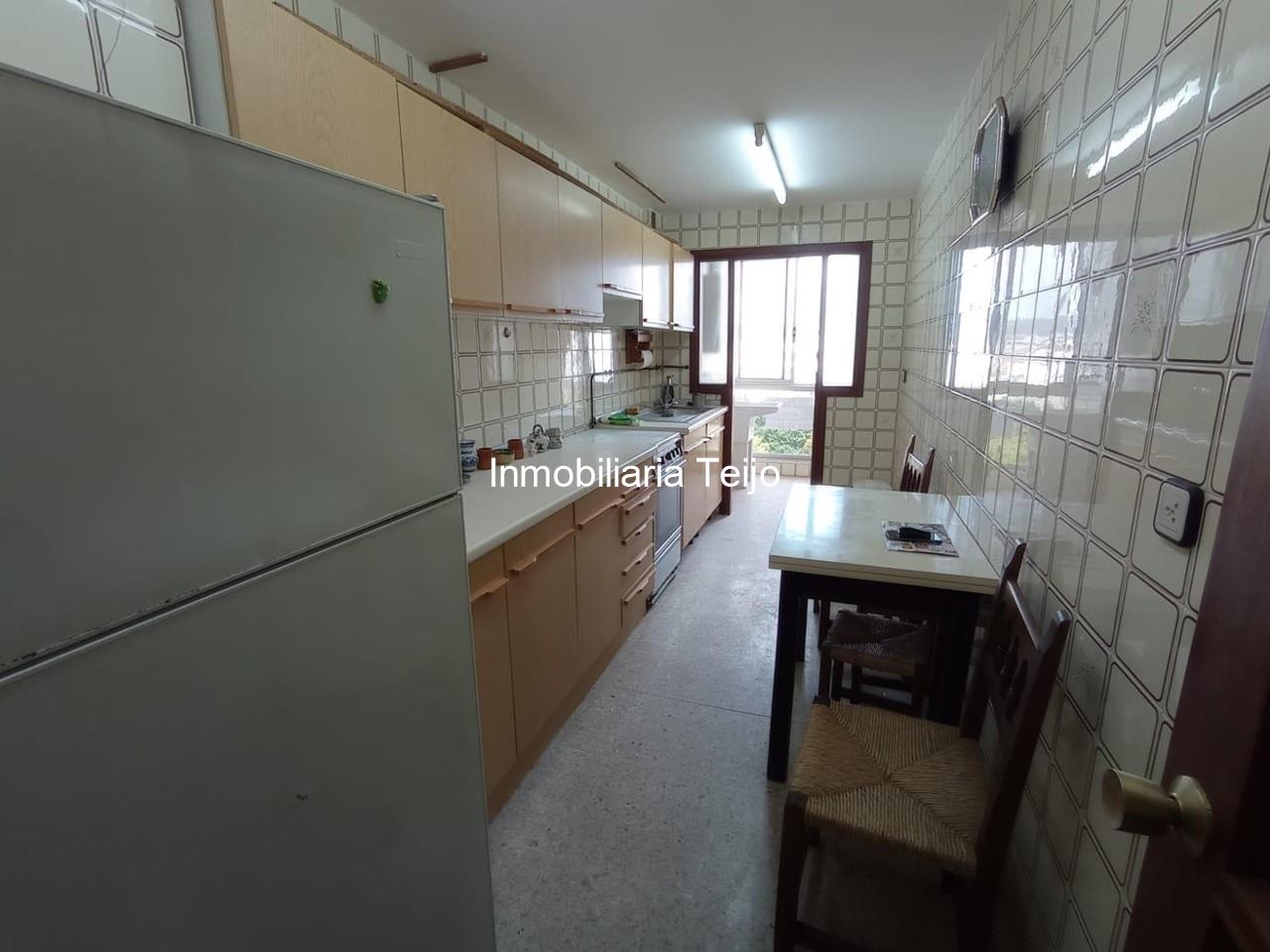 Foto 3 SE VENDE PISO EN CARANZA CON BUENAS VISTAS