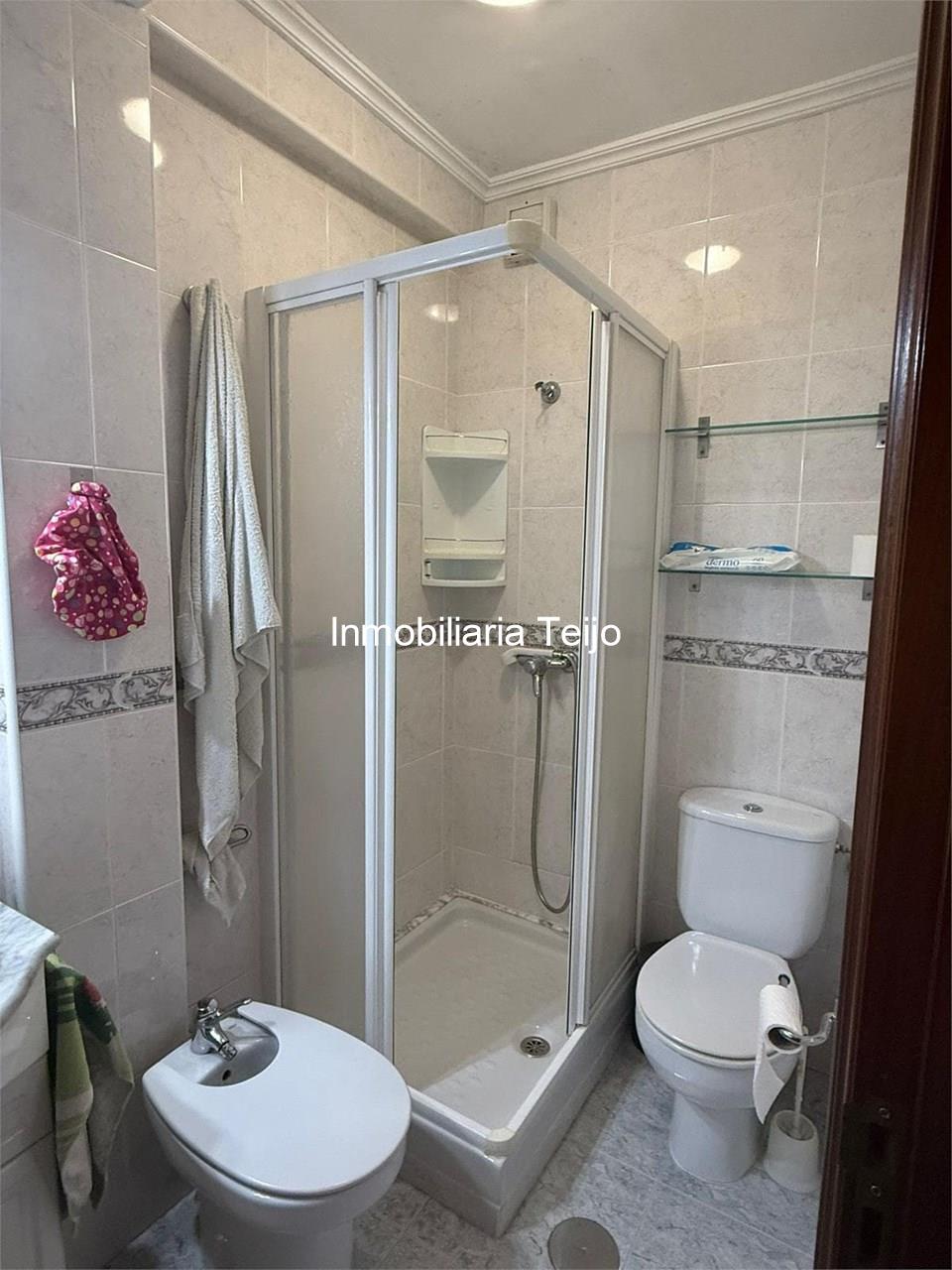 Foto 11 SE VENDE PISO EN CARANZA MUY LUMINOSO 