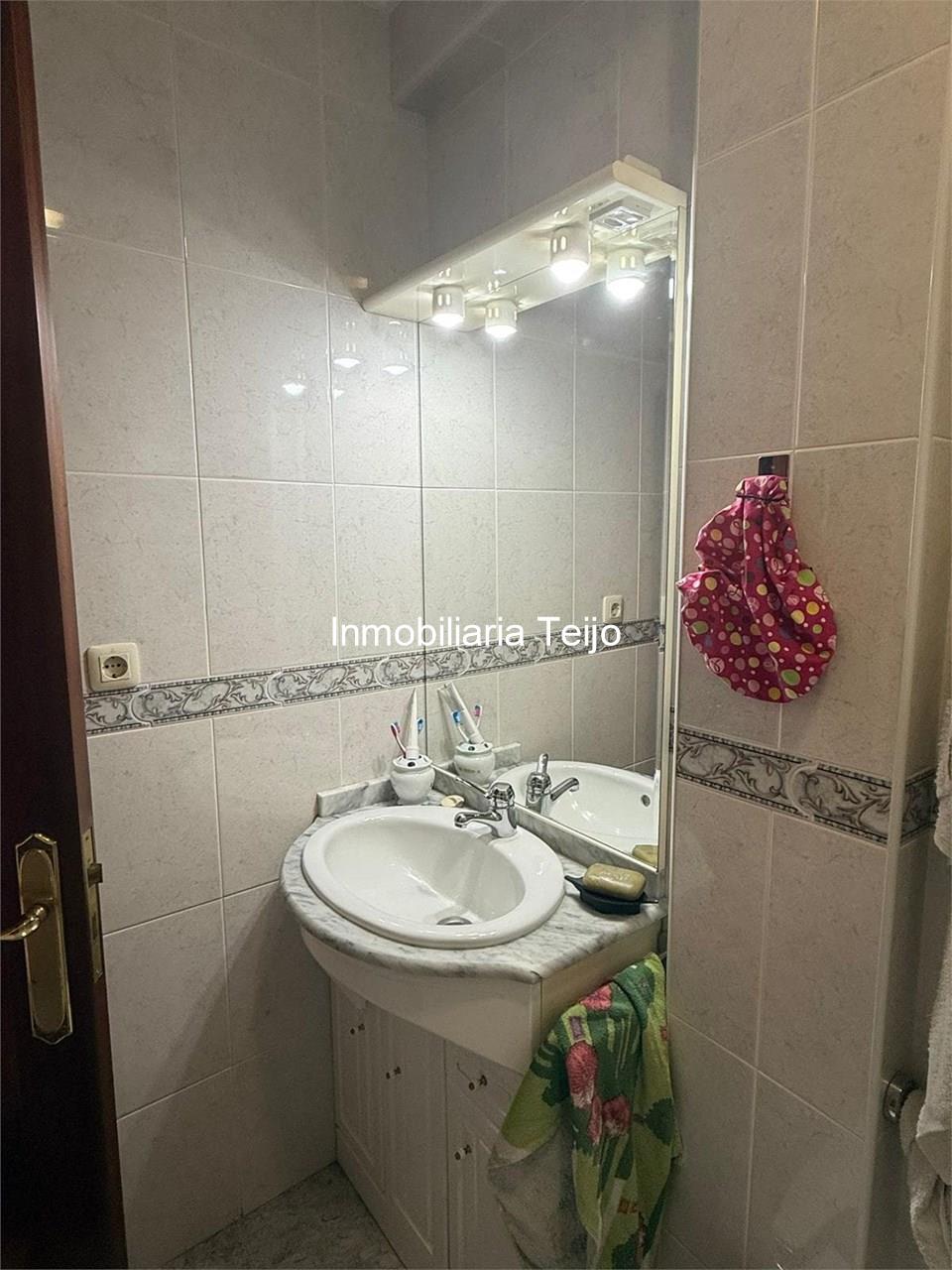 Foto 12 SE VENDE PISO EN CARANZA MUY LUMINOSO 