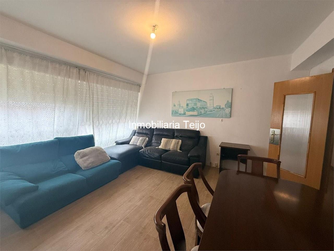 Foto 2 SE VENDE PISO EN CARANZA