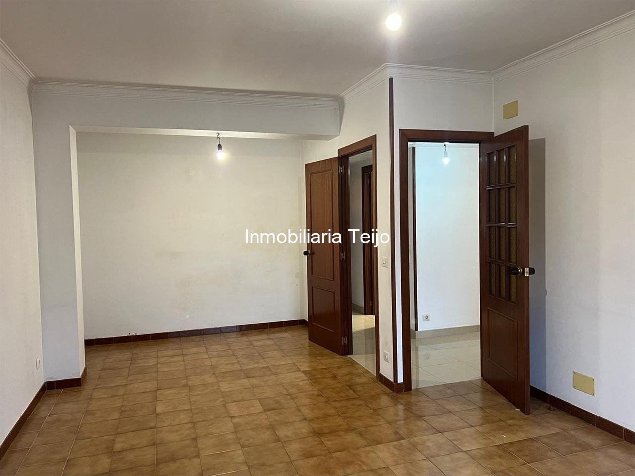 Foto 12 SE VENDE PISO EN EL ALTO DEL CASTAÑO