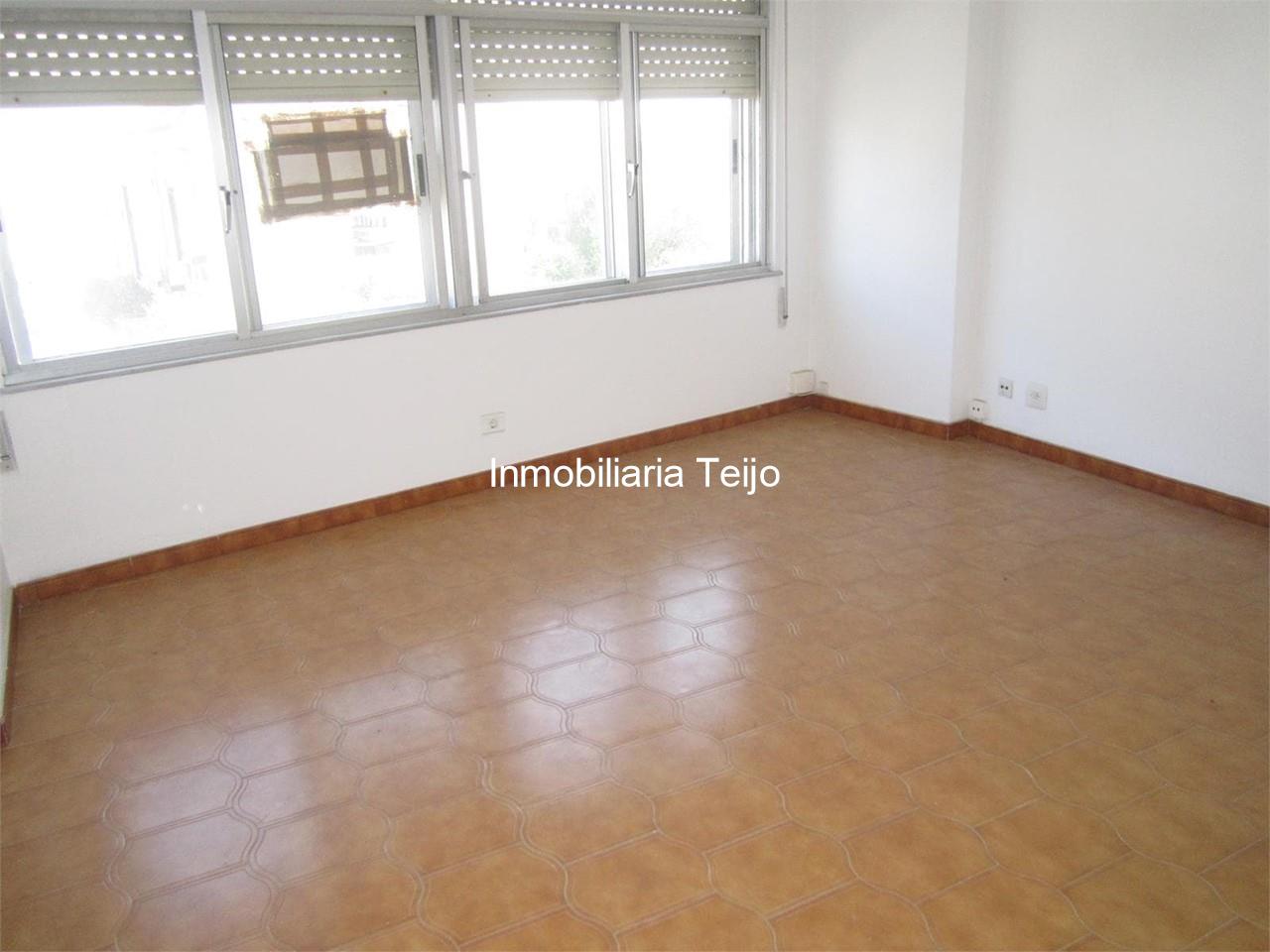 Foto 1 SE VENDE PISO EN EL ALTO DEL CASTAÑO