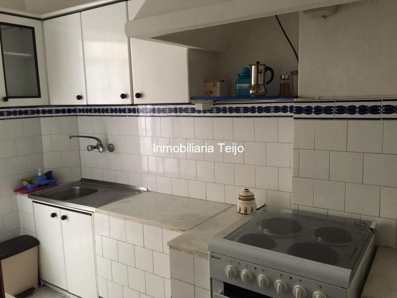 Foto 20 SE VENDE PISO EN EL CENTRO DE FERROL