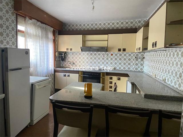 SE VENDE PISO EN EL CENTRO DE FERROL