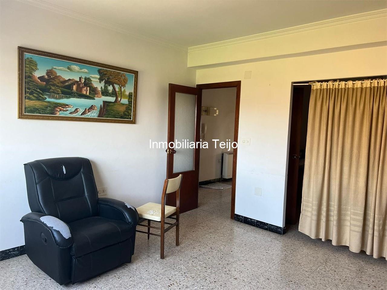 Foto 3 SE VENDE PISO EN FREIXEIRO