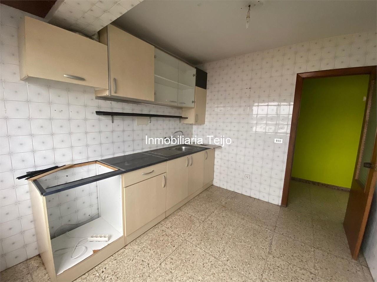 Foto 1 SE VENDE PISO EN FREIXEIRO