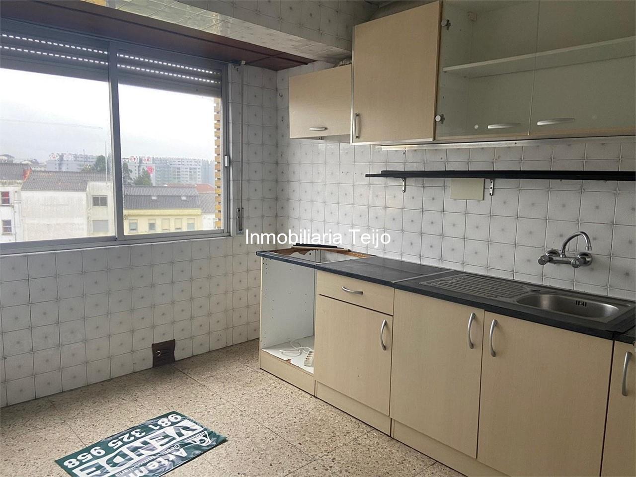 Foto 2 SE VENDE PISO EN FREIXEIRO