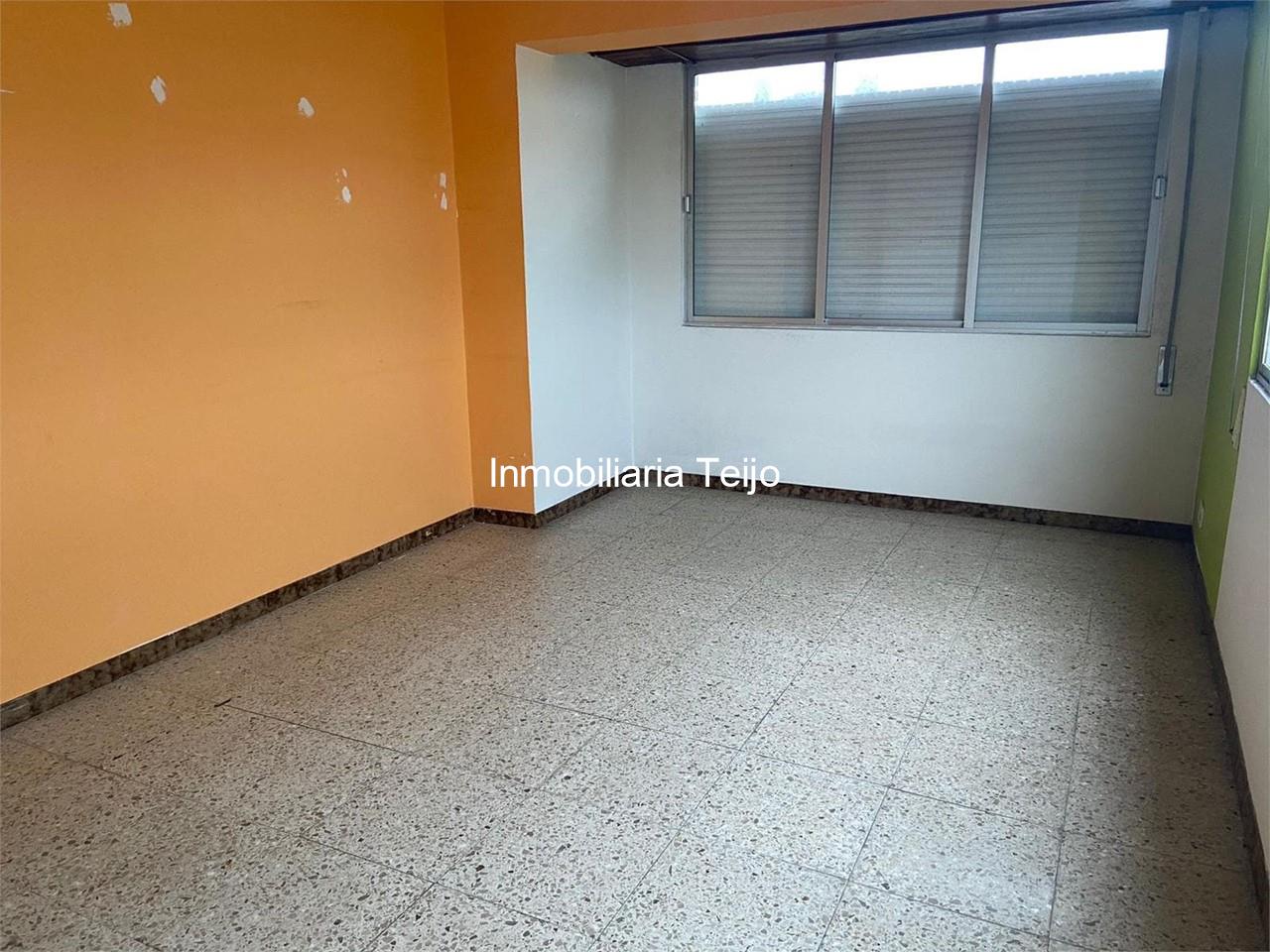 Foto 3 SE VENDE PISO EN FREIXEIRO