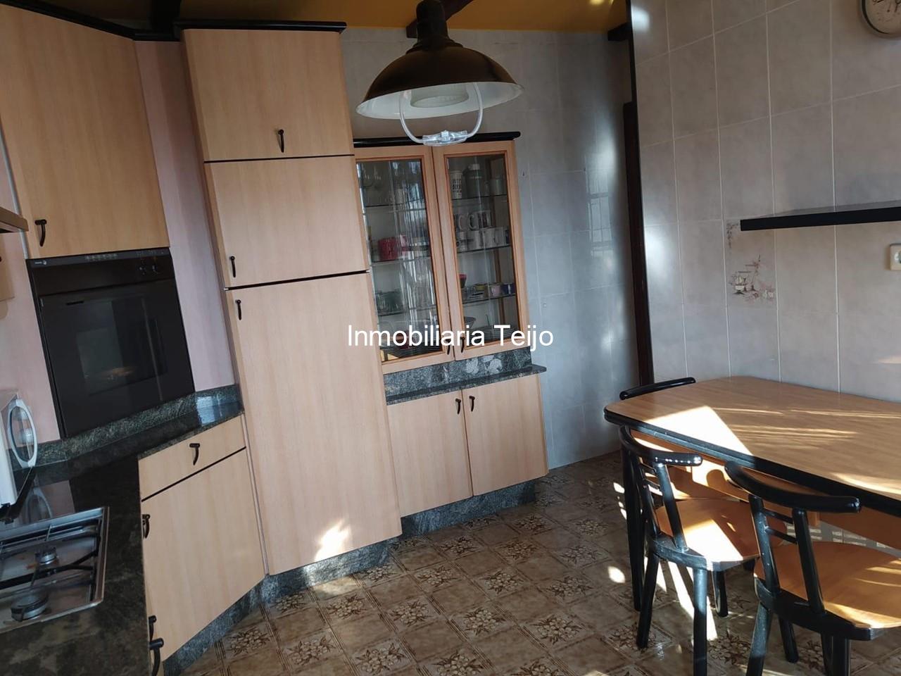 Foto 5 SE VENDE PISO EN FREIXEIRO