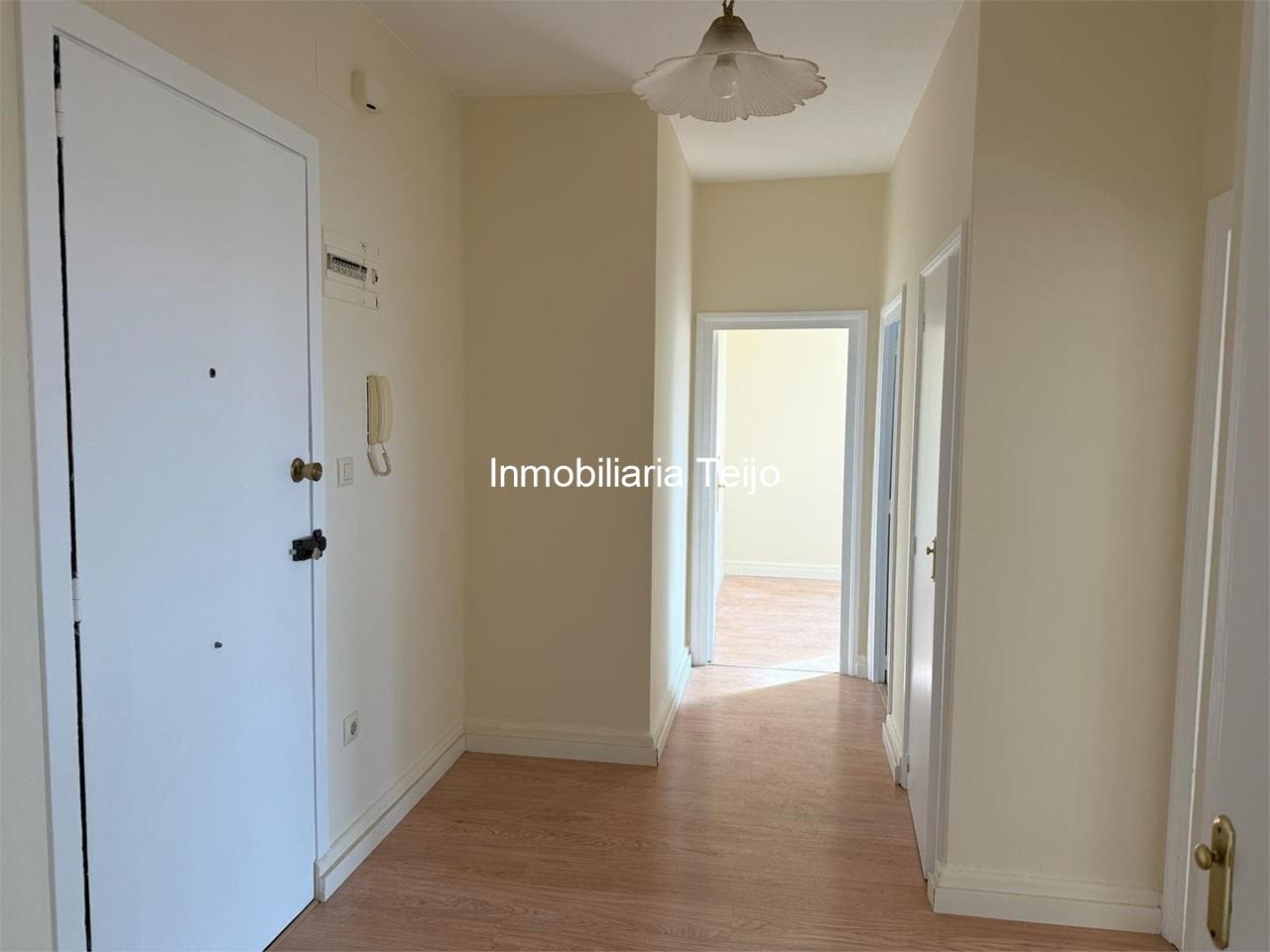 Foto 16 SE VENDE PISO EN LAS VIVIENDAS DE BAZAN 