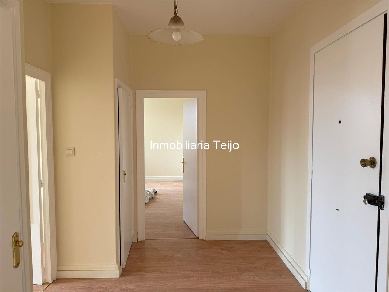 Foto 7 SE VENDE PISO EN LAS VIVIENDAS DE BAZAN 
