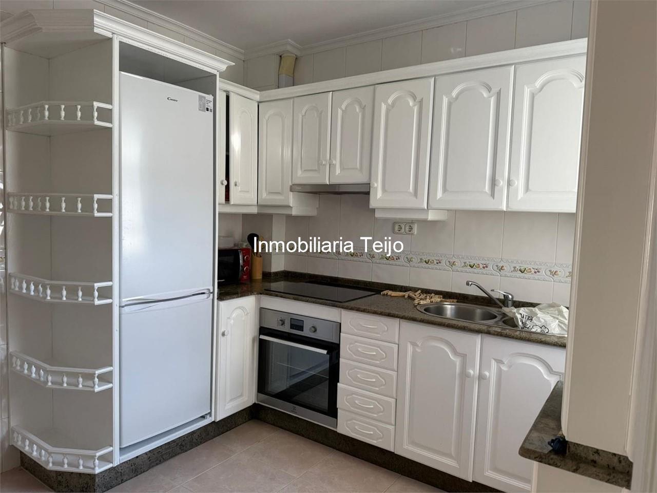 Foto 2 SE VENDE PISO EN LAS VIVIENDAS DEL OBISPO