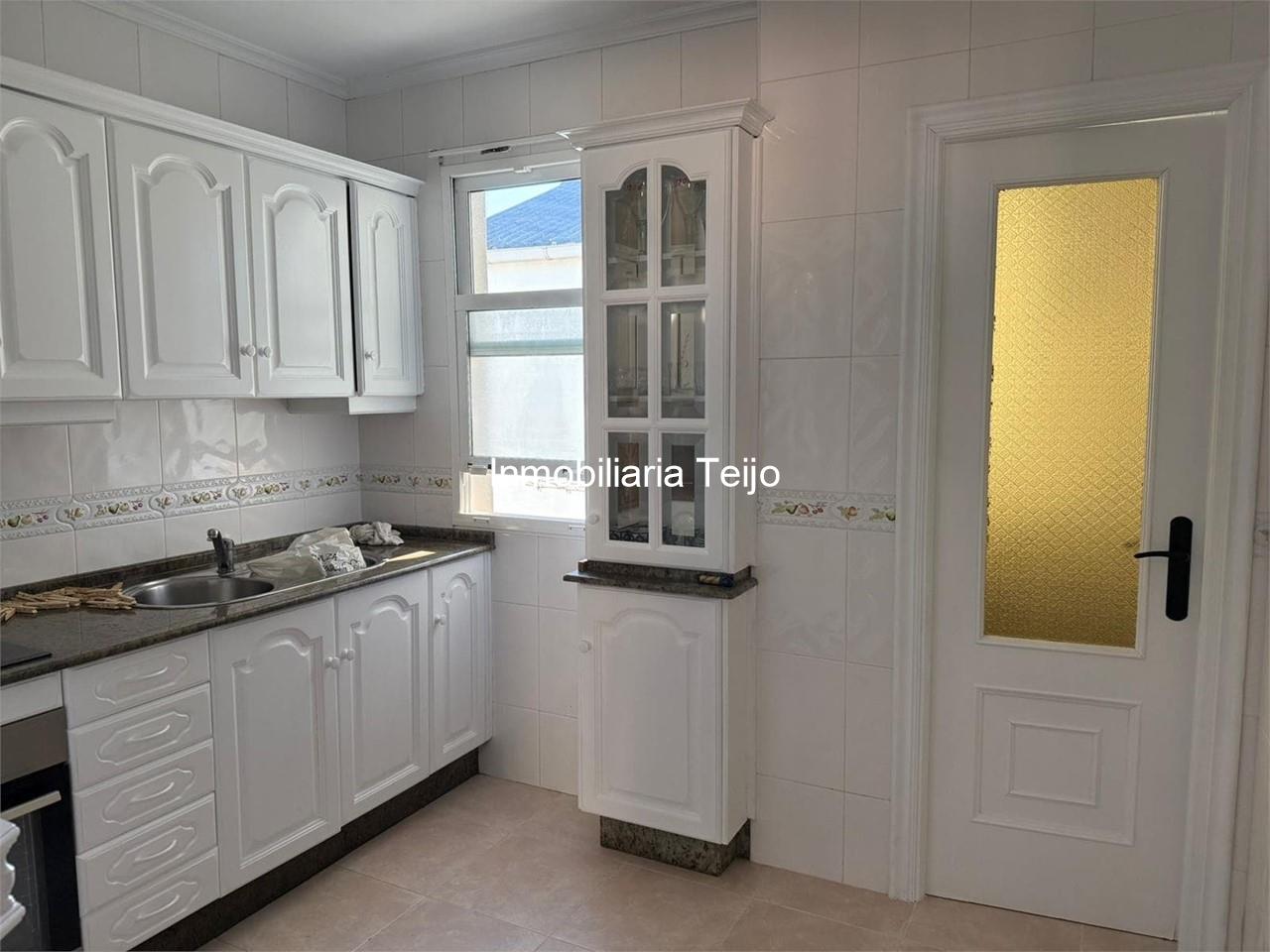 Foto 3 SE VENDE PISO EN LAS VIVIENDAS DEL OBISPO
