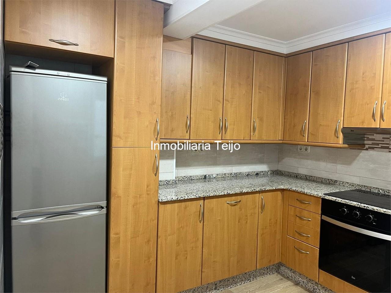 Foto 3 SE VENDE PISO EN PORTANOVA