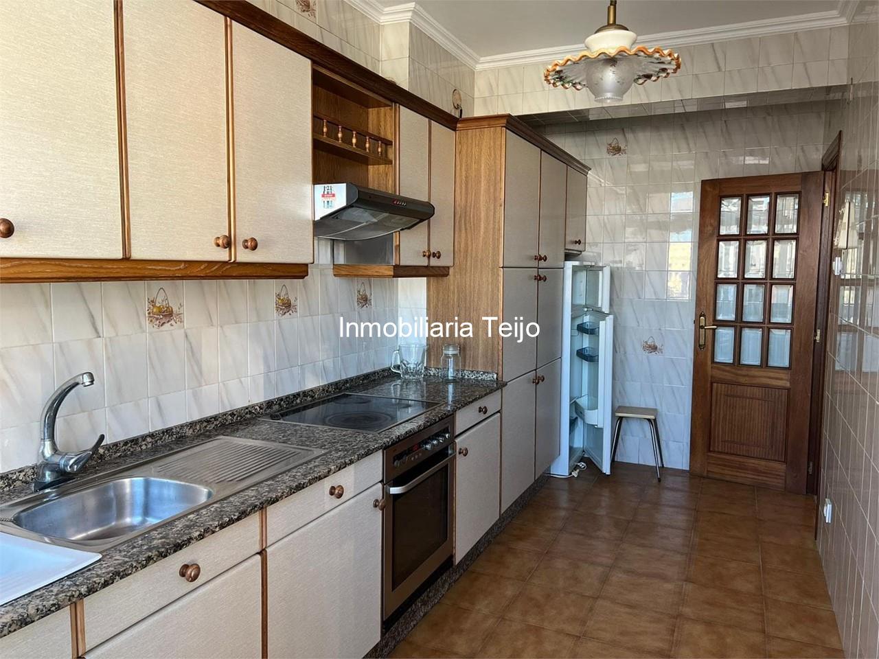 Foto 2 SE VENDE PISO EN PORTANOVA