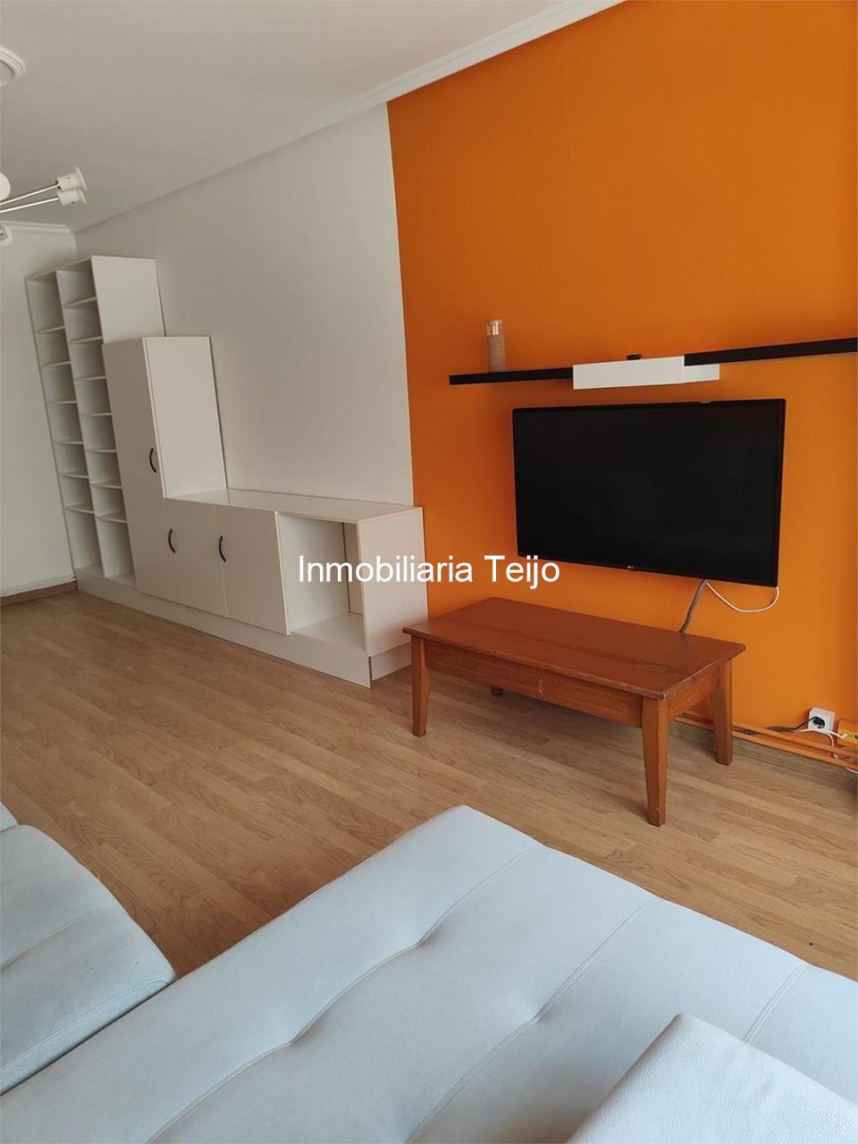 Foto 2 SE VENDE PISO EN SAN JUAN CON ASCENSOR Y TRASTERO