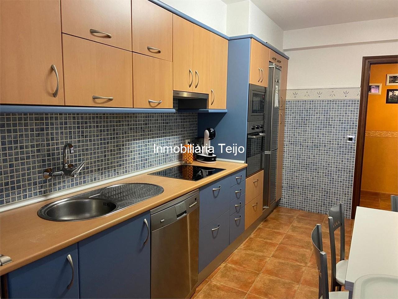 Foto 2 SE VENDE PISO EN SANTA CECILIA CON GARAJE