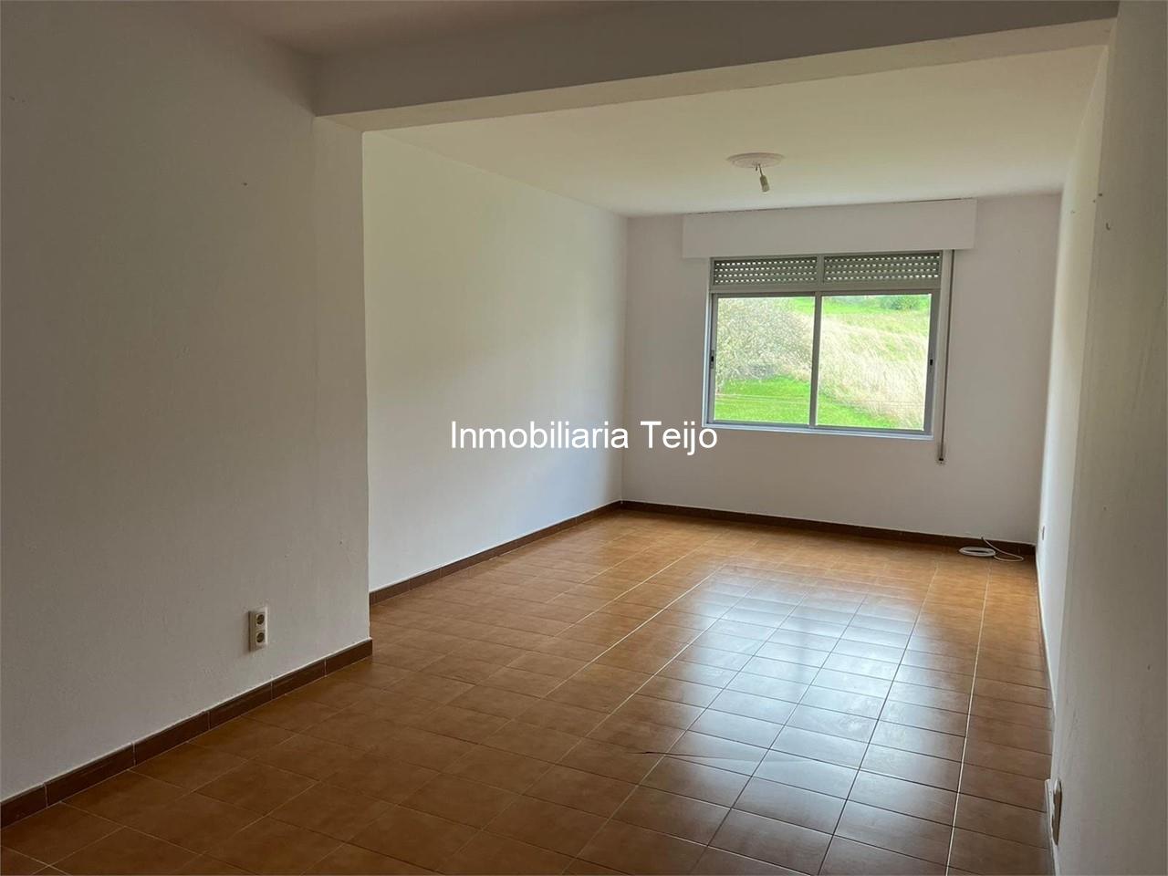 Foto 1 SE VENDE PISO EN VALDOVIÑO CON BUENAS VISTAS