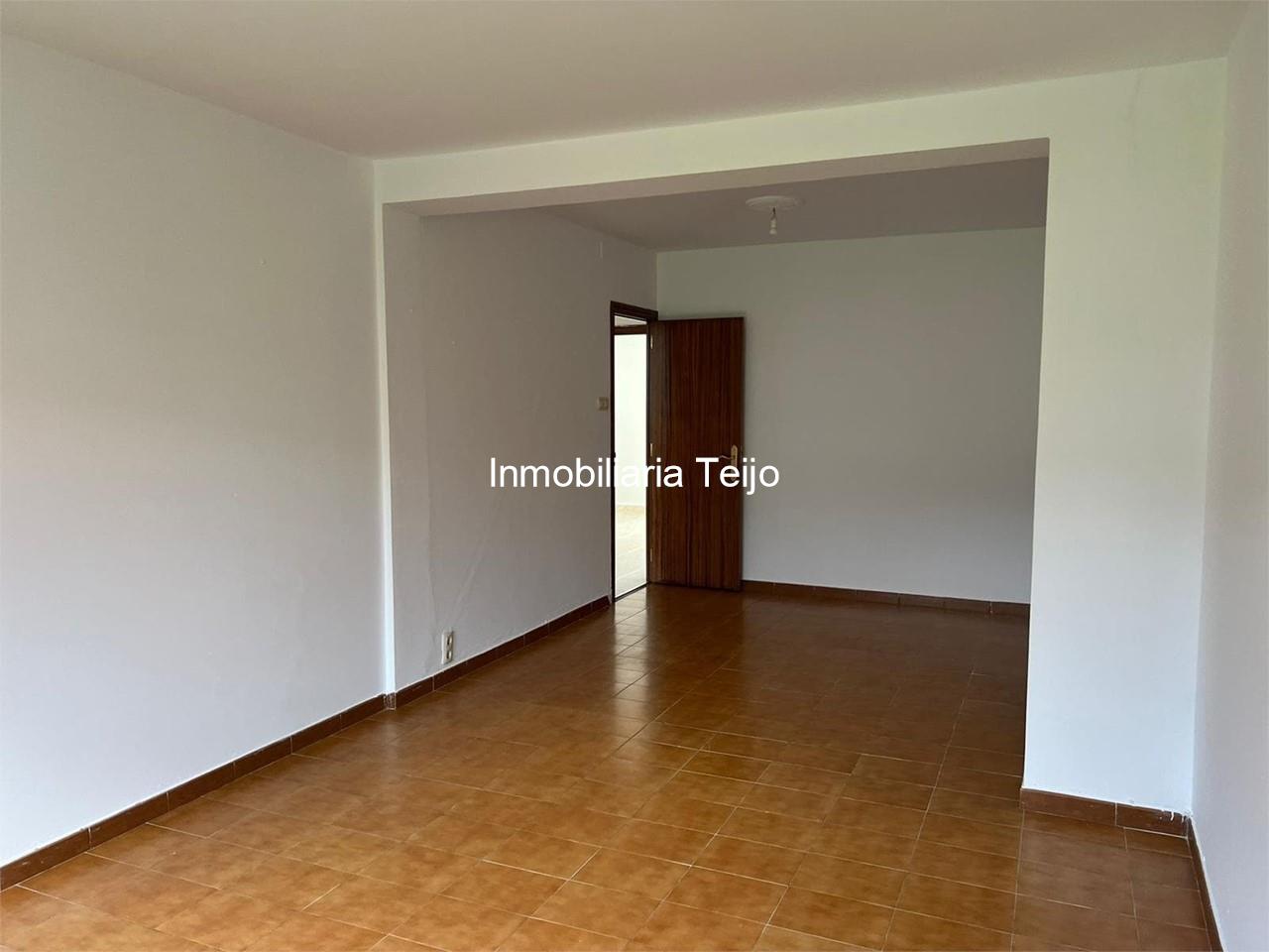 Foto 2 SE VENDE PISO EN VALDOVIÑO CON BUENAS VISTAS