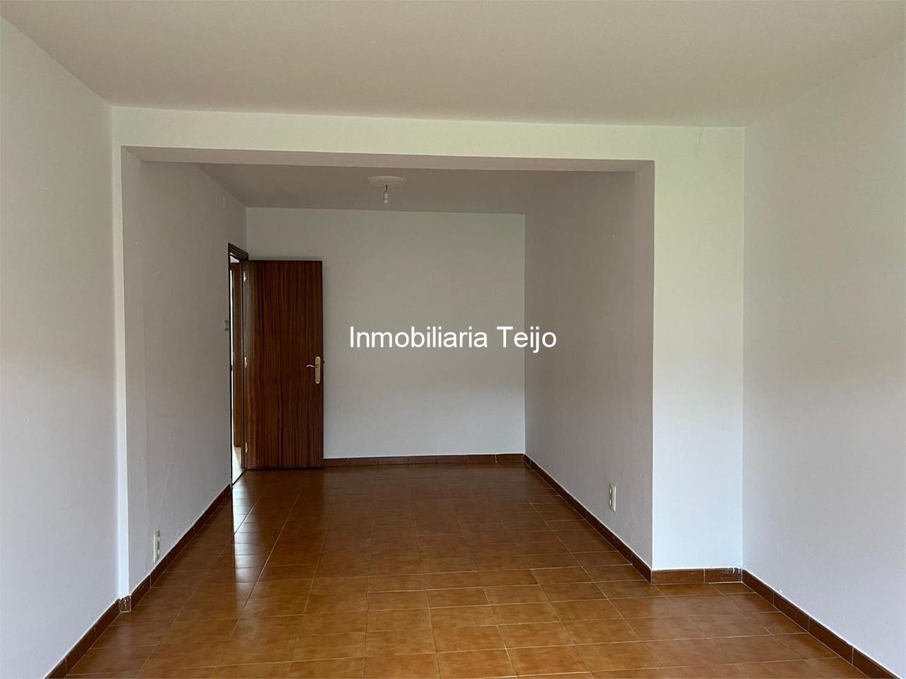 Foto 3 SE VENDE PISO EN VALDOVIÑO CON BUENAS VISTAS