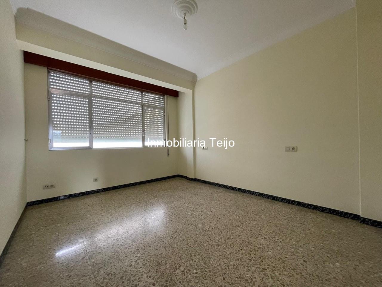 Foto 10 SE VENDE PISO GRANDE DE 4 DORMITORIOS SIN ASCENSOR EN FENE