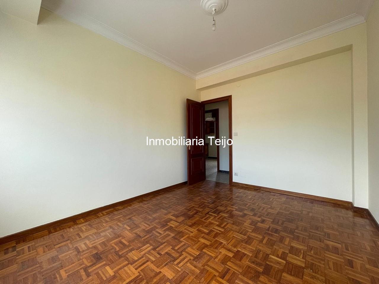 Foto 11 SE VENDE PISO GRANDE DE 4 DORMITORIOS SIN ASCENSOR EN FENE