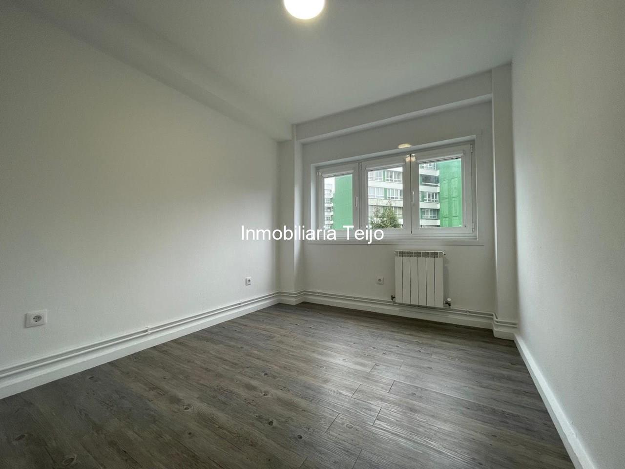 Foto 12 SE VENDE PISO GRANDE REFORMADO CON CALEFACCIÓN Y ASCENSOR EN CARANZA